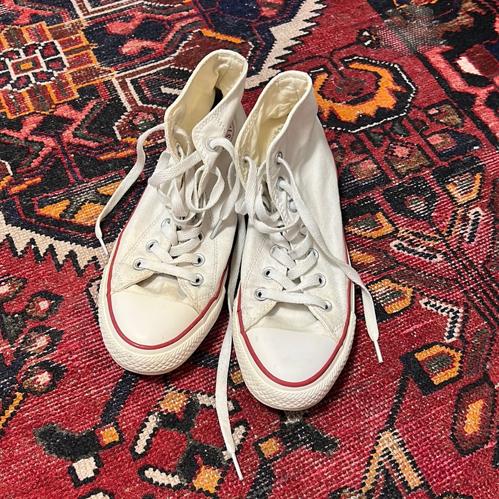 White converse